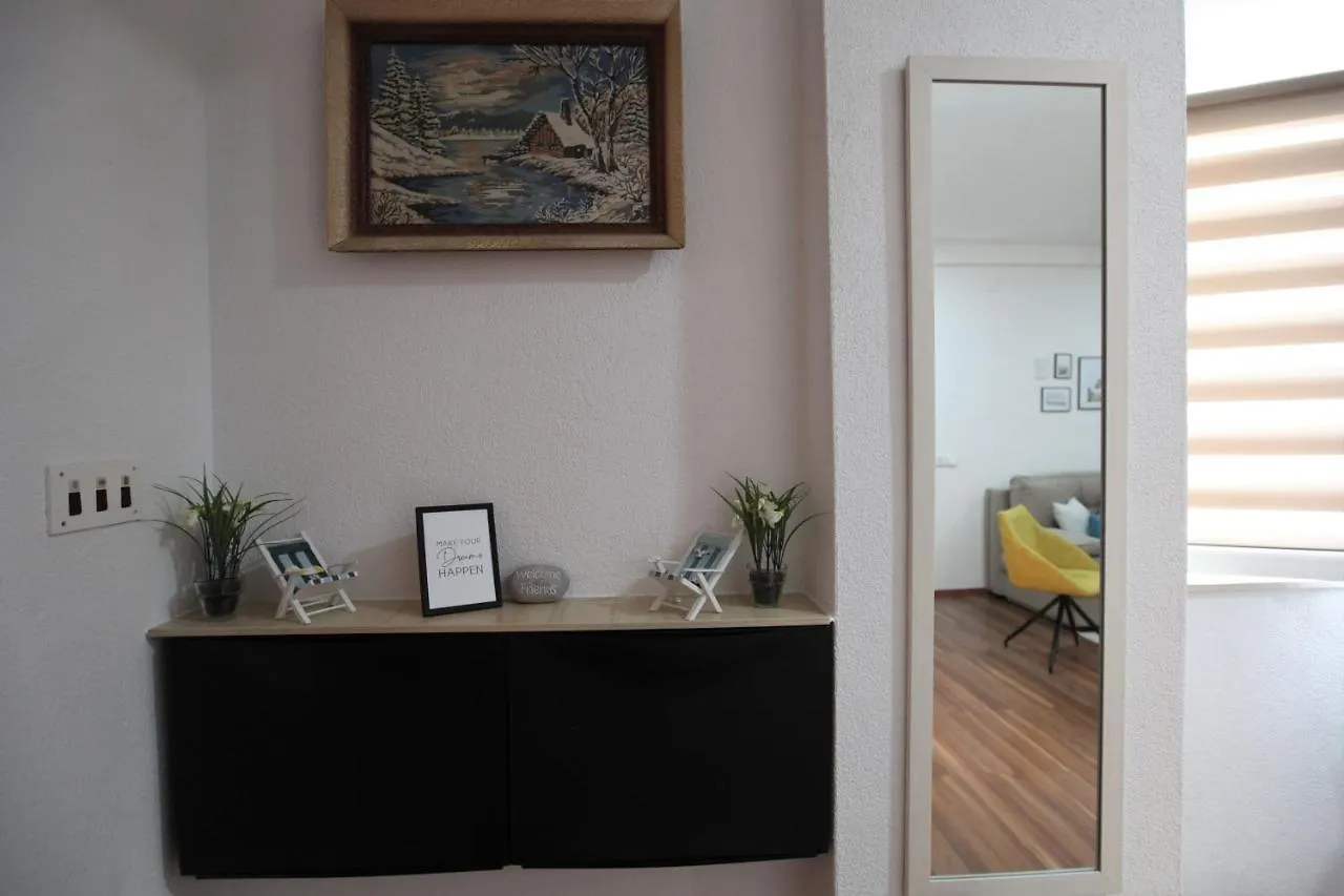 Apartment In A Stone Building By The Adriatic Sea Kaštela